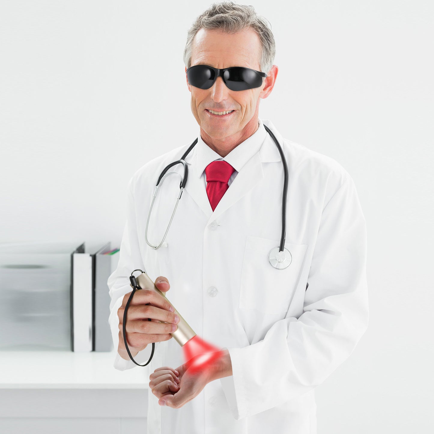 Red Light Therapy Wand - Portable LED Beauty Device for Anti-Aging Skincare